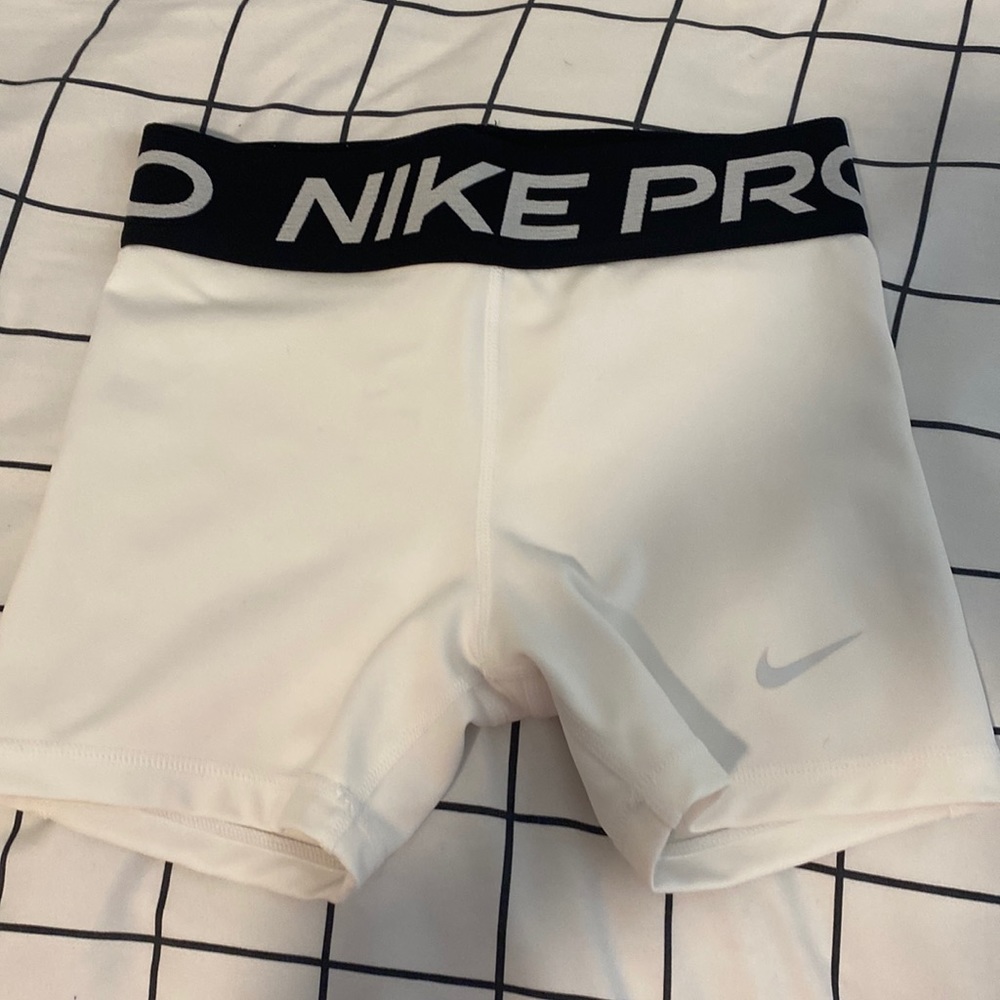 White Nike pros